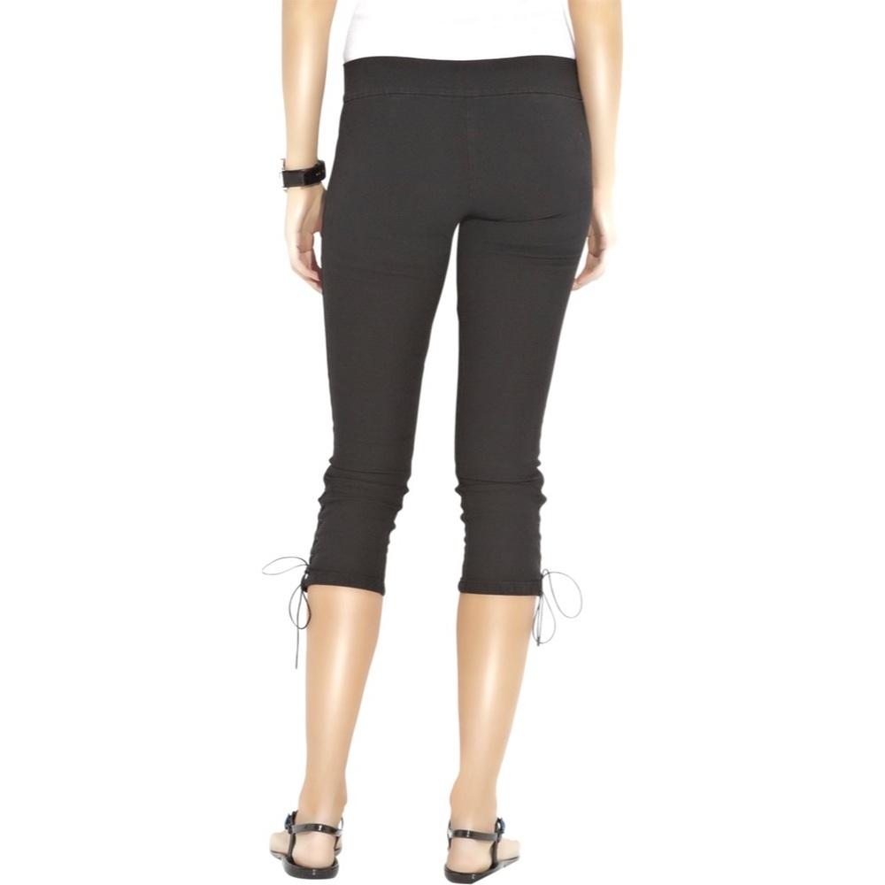 JUICY COUTURE Capris - Picture 5 of 16